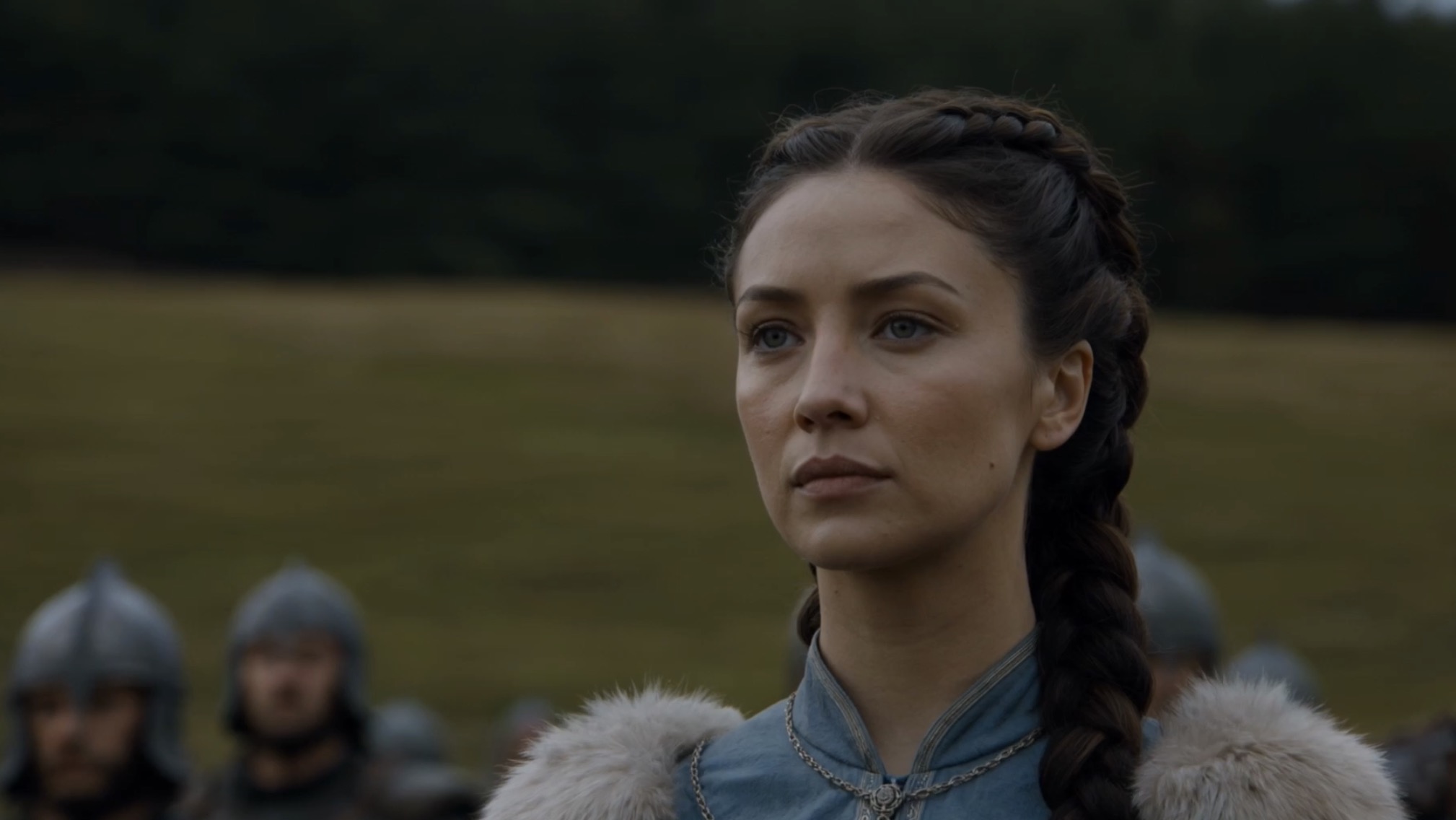 Lady Isolde Blackthorne among northern soldiers in Crownfall